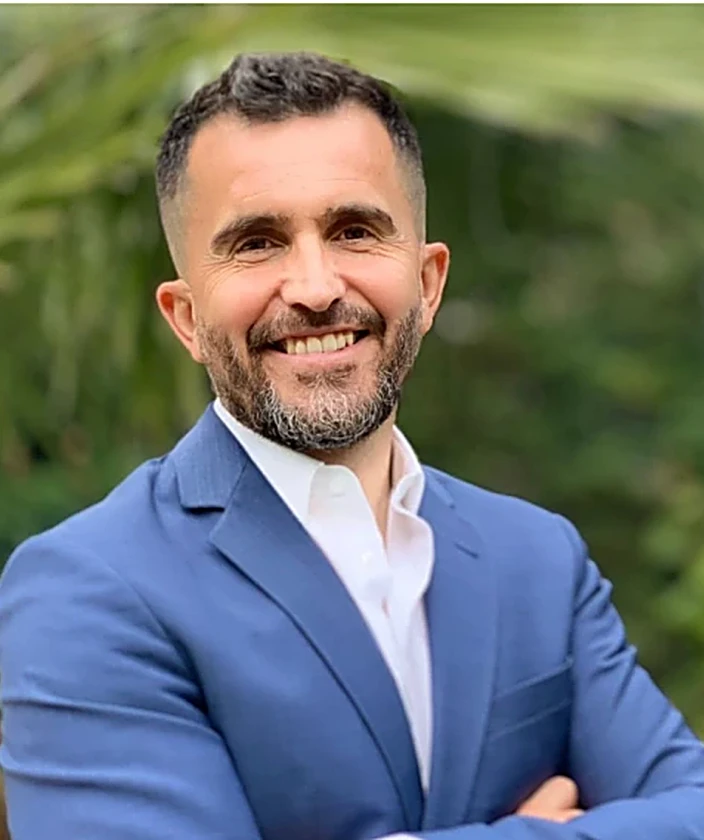 Portrait d'Alain Palacios, fondateur d'ABP Consulting